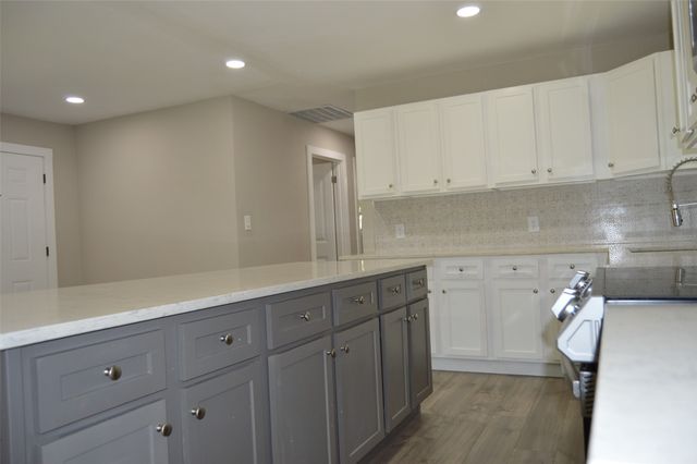 501 E 2nd Street, Quinlan, TX 75474