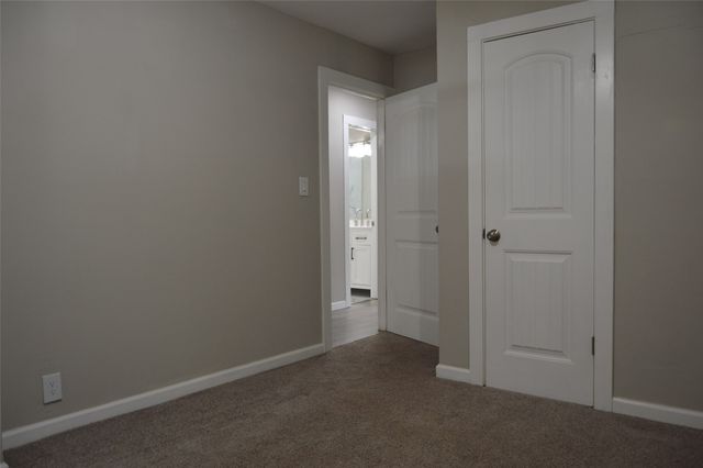 501 E 2nd Street, Quinlan, TX 75474