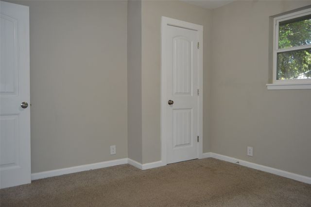 501 E 2nd Street, Quinlan, TX 75474