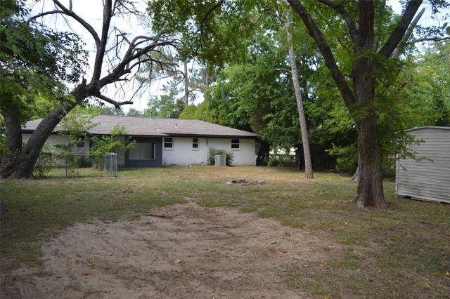 501 E 2nd Street, Quinlan, TX 75474