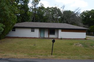 501 E 2nd Street, Quinlan, TX 75474