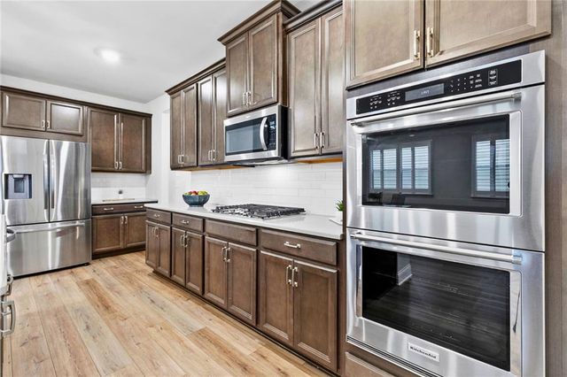 726 Lanarck Way, Peachtree City, GA 30269