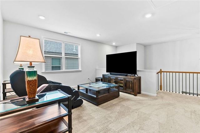 726 Lanarck Way, Peachtree City, GA 30269