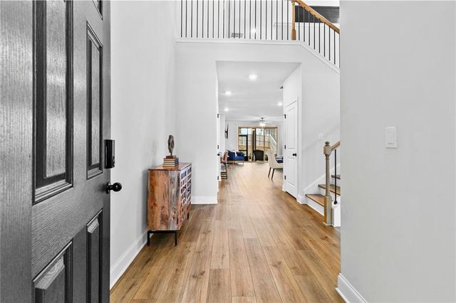 726 Lanarck Way, Peachtree City, GA 30269