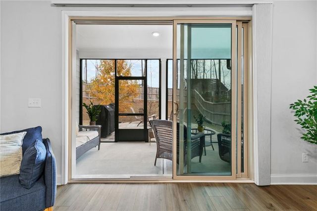 726 Lanarck Way, Peachtree City, GA 30269