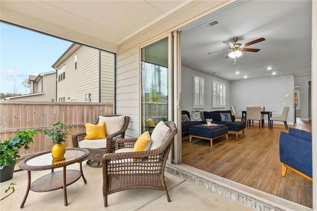 726 Lanarck Way, Peachtree City, GA 30269