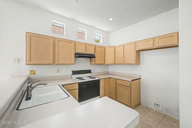 8453 S Camino Bengala, Tucson, AZ 85747