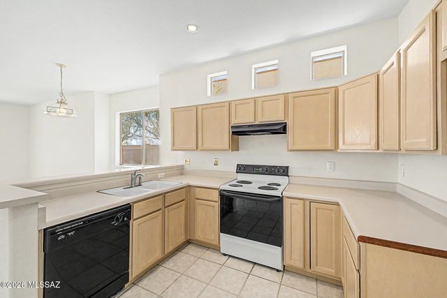 8453 S Camino Bengala, Tucson, AZ 85747