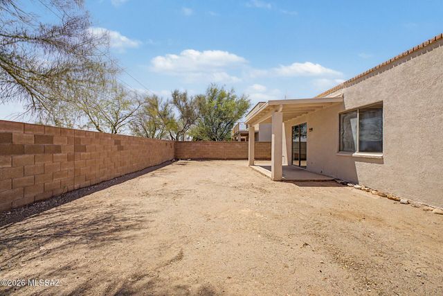 8453 S Camino Bengala, Tucson, AZ 85747