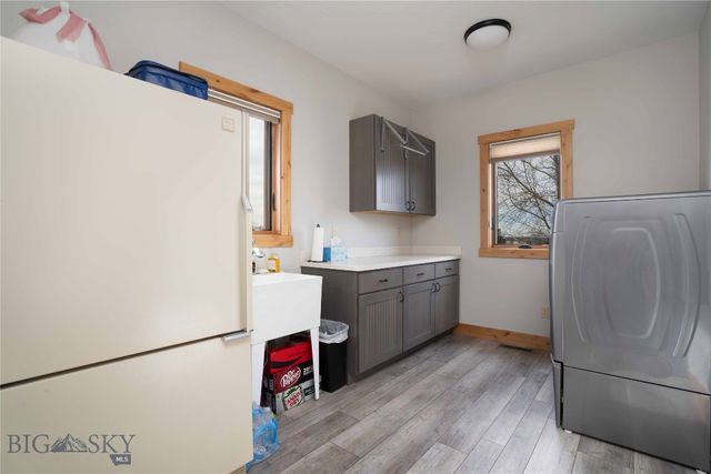 220 Cayuse Trail, Bozeman, MT 59718
