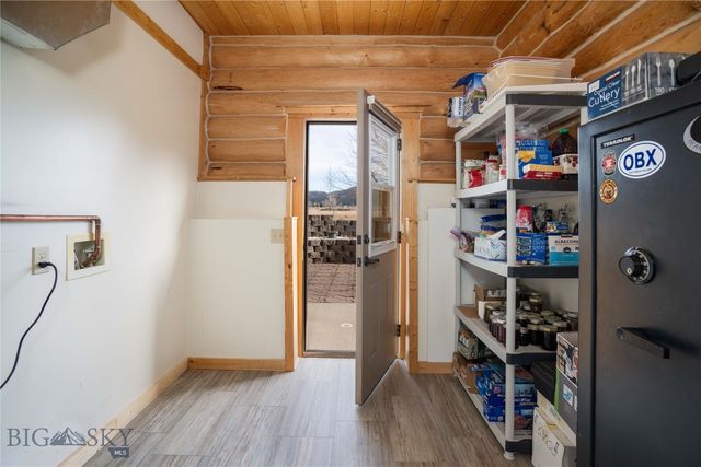 220 Cayuse Trail, Bozeman, MT 59718