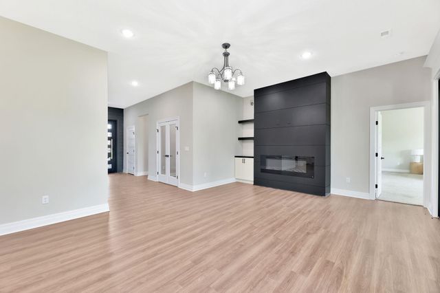 4670 W Emerald Bay Ct, Wichita, KS 67205