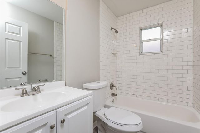 6250 KAIETEUR LANE, Orlando, FL 32808