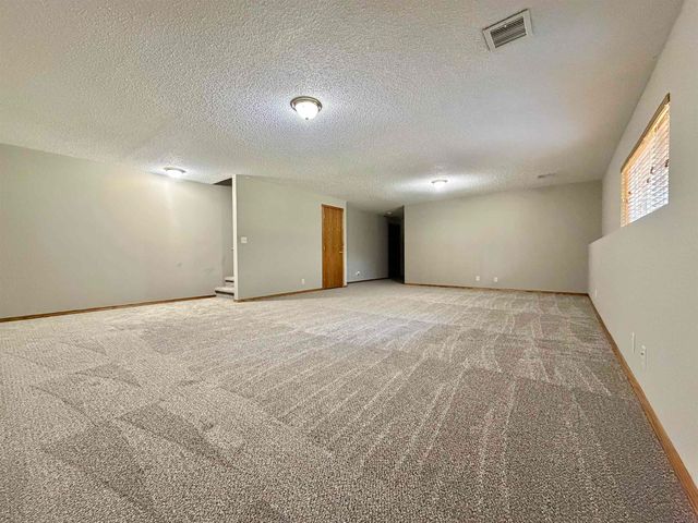 10413 W University Ct, Wichita, KS 67209