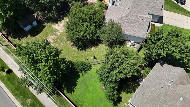 10413 W University Ct, Wichita, KS 67209