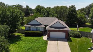 10413 W University Ct, Wichita, KS 67209