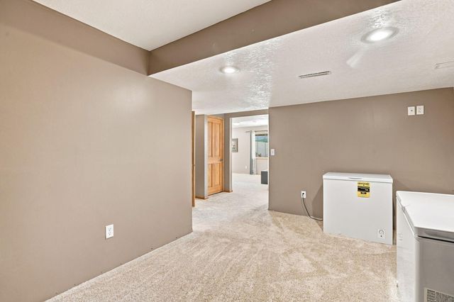 2412 Maple Court, Buffalo, MN 55313