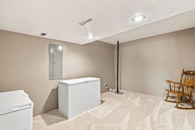 2412 Maple Court, Buffalo, MN 55313