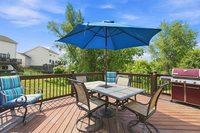 2412 Maple Court, Buffalo, MN 55313