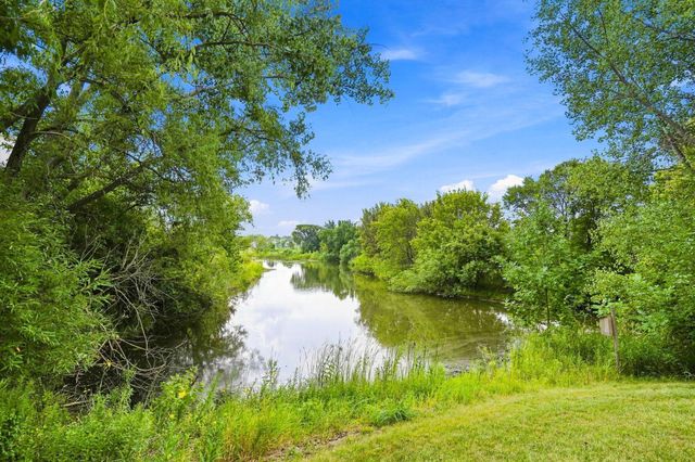 2412 Maple Court, Buffalo, MN 55313