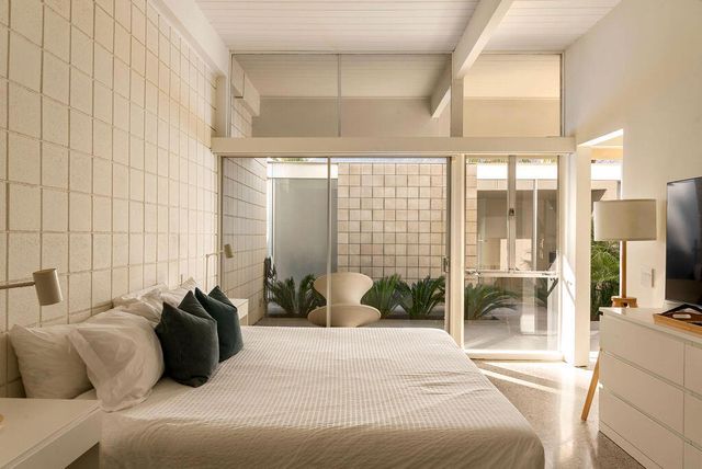 483 Sandpiper Street, Palm Desert, CA 92260