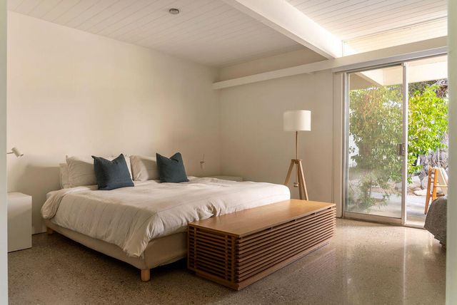 483 Sandpiper Street, Palm Desert, CA 92260