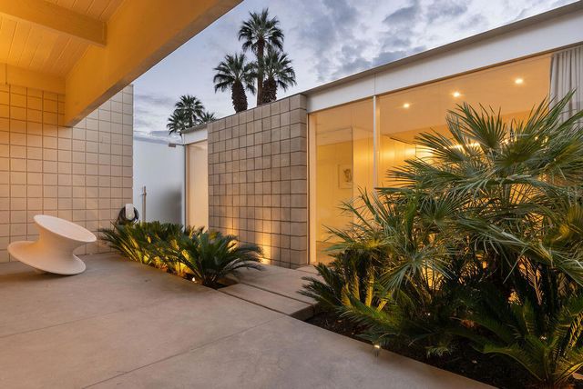 483 Sandpiper Street, Palm Desert, CA 92260