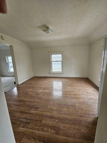 855 Adams Street SE, Grand Rapids, MI 49507