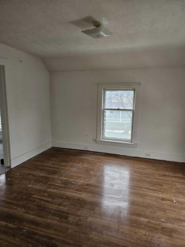 855 Adams Street SE, Grand Rapids, MI 49507
