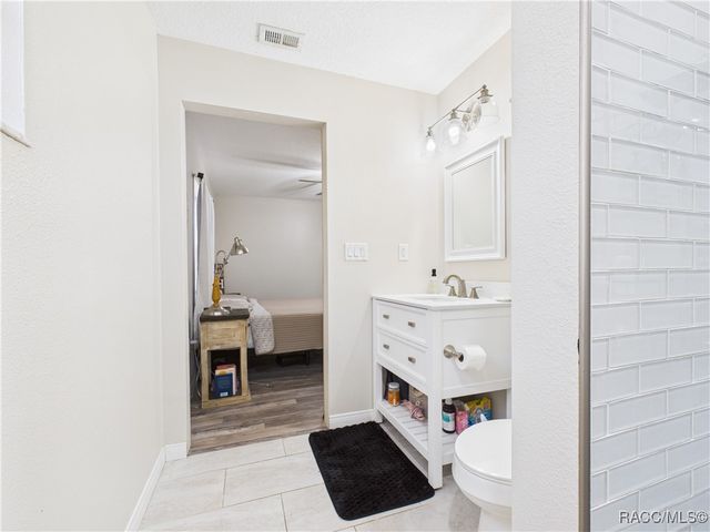 1403 Lakeshore Drive, Inverness, FL 34450