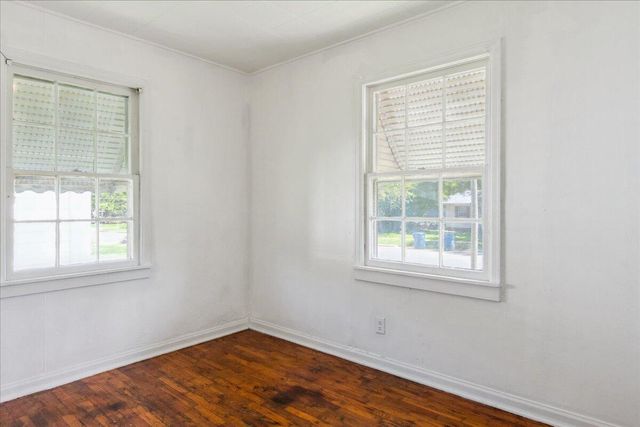 1823 W Olive Street, Springfield, MO 65802