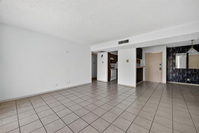 10110 Forum West Drive 422, Houston, TX 77036