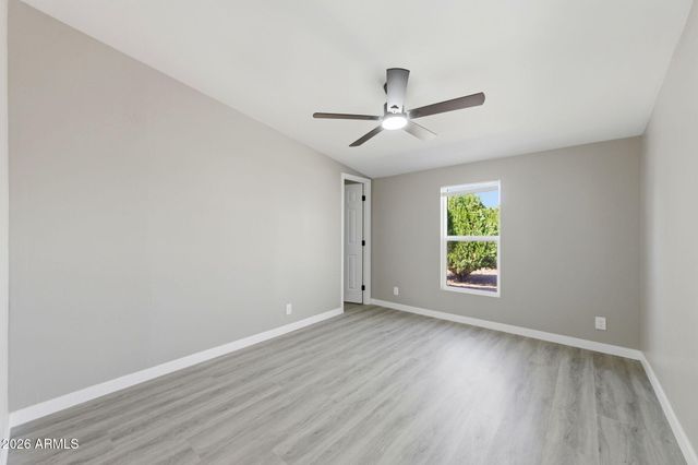 24275 N CLEVELAND Street, Paulden, AZ 86334