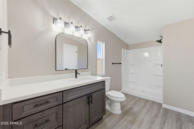 24275 N CLEVELAND Street, Paulden, AZ 86334