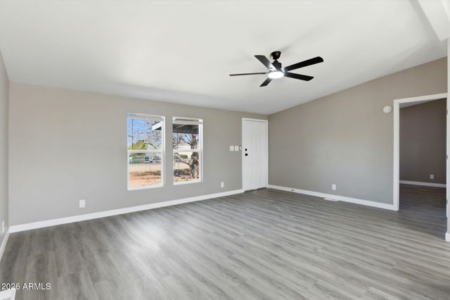 24275 N CLEVELAND Street, Paulden, AZ 86334