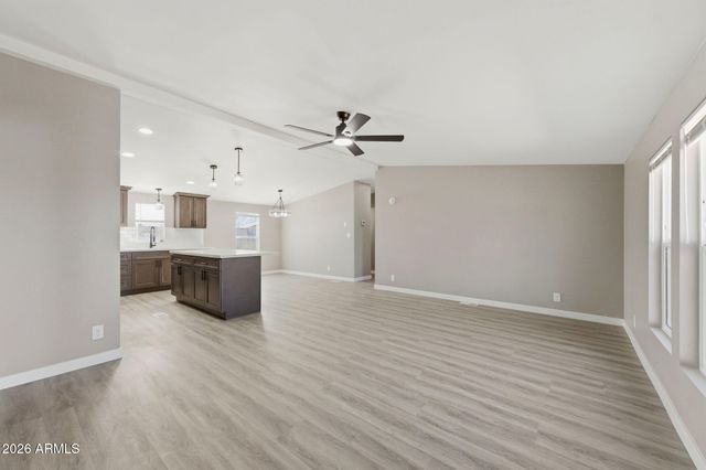 24275 N CLEVELAND Street, Paulden, AZ 86334