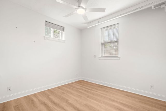 33 Lennon Ct 43, Boston, MA 02127