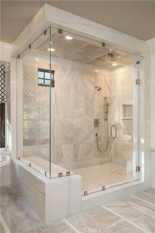 9981 Foxrun Road, North Tustin, CA 92705