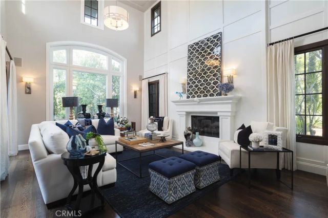 9981 Foxrun Road, North Tustin, CA 92705