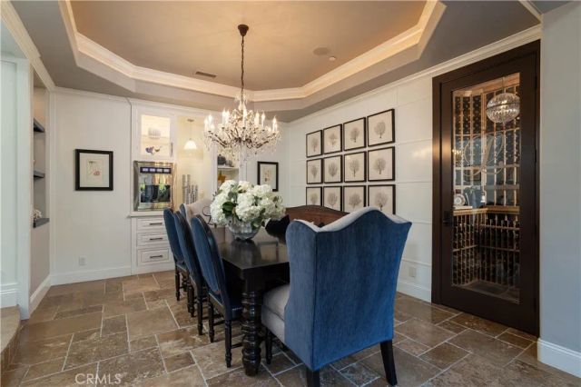 9981 Foxrun Road, North Tustin, CA 92705