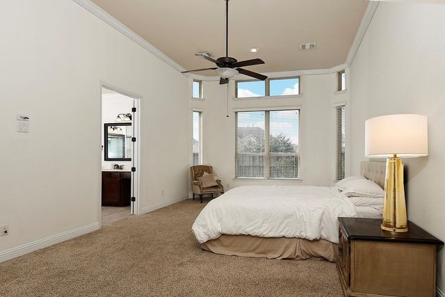 27 Tioga Place, The Woodlands, TX 77375