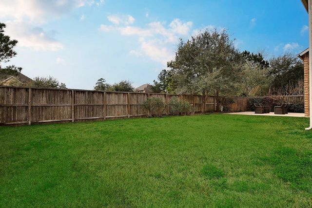 27 Tioga Place, The Woodlands, TX 77375