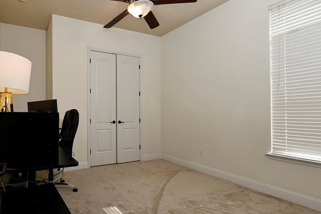 27 Tioga Place, The Woodlands, TX 77375