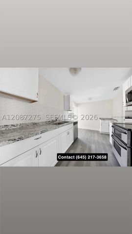 2550 NW 2nd Dr, Pompano Beach, FL 33064