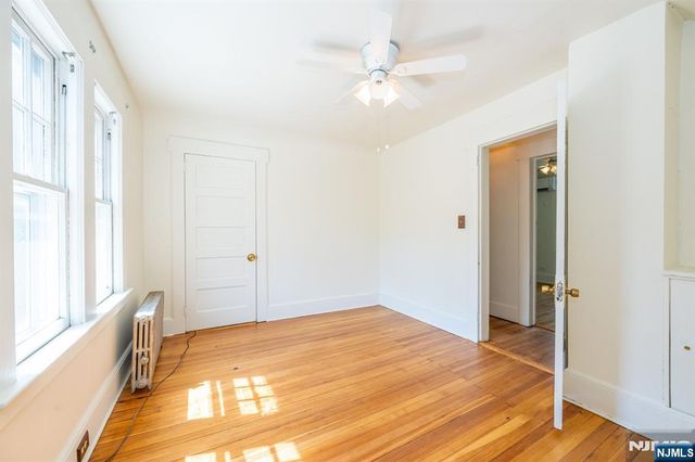26 Cumberland Avenue, Verona, NJ 07044