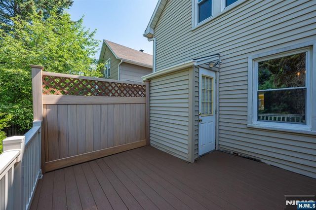 26 Cumberland Avenue, Verona, NJ 07044