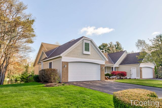 495 Timberlake E, Park Twp, MI 49424