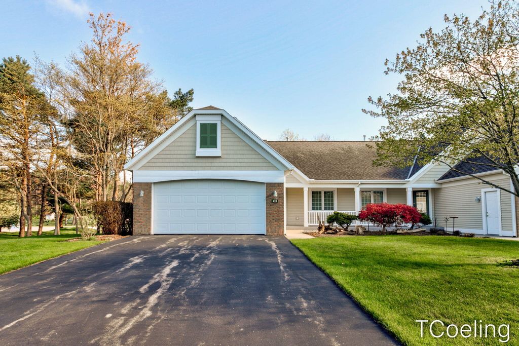 495 Timberlake E, Park Twp, MI 49424