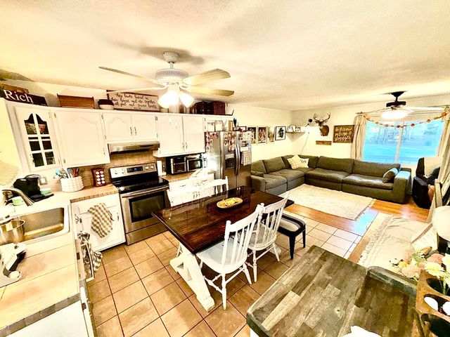 49 Roberts Ln, Lebanon, TN 37087