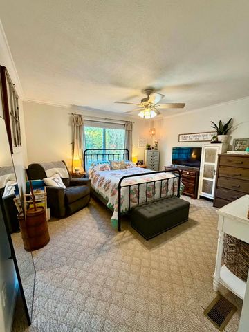 49 Roberts Ln, Lebanon, TN 37087